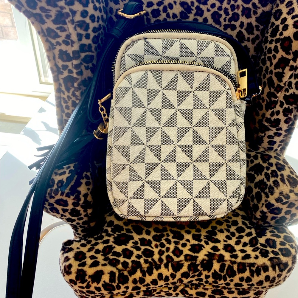 Small Cream & White Crossbody